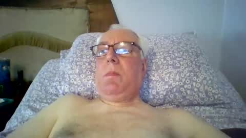 Snapshot of rbloed chatting on March 10, 3:06 pm Jimmy online show from March 10, 3:06 pm