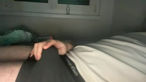 Snapshot of rbnaustiiin chatting on January 1, 6:27 pm rbnaustiiin online show from January 1, 6:27 pm