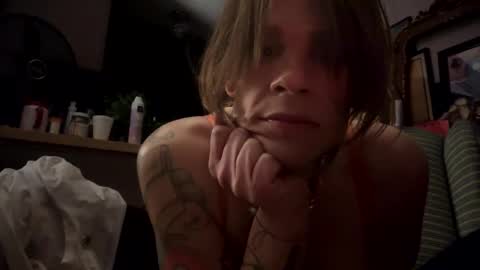 Snapshot of rcherrycola00 chatting on March 18, 9:01 am rcherrycola00 online show from March 18, 9:01 am