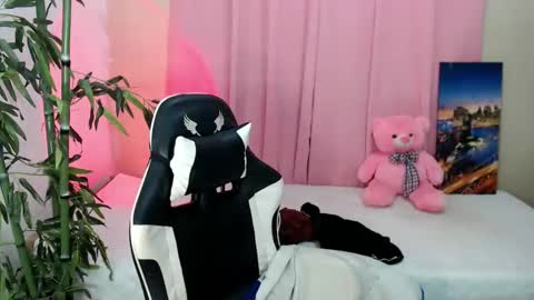 Beth online show from January 25, 6:13 pm