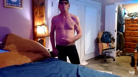 ready4aride2day online show from December 6, 8:15 am