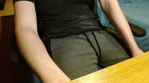 Snapshot of readytocum90 chatting on September 24, 7:50 pm Scrappy Coco online show from September 24, 7:50 pm