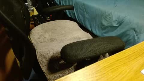 Snapshot of readytocum90 chatting on October 11, 12:54 am Scrappy Coco online show from October 11, 12:54 am