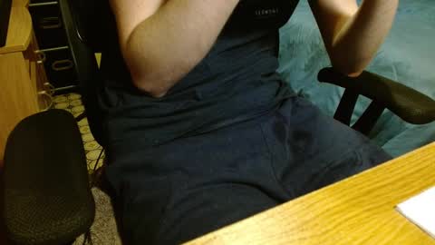 Snapshot of readytocum90 chatting on October 17, 12:25 am Scrappy Coco online show from October 17, 12:25 am