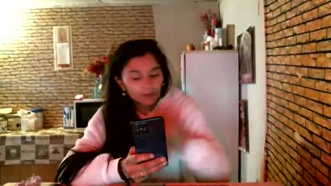 Snapshot of real_coupl3 chatting on March 22, 7:01 am real_coupl3 online show from March 22, 7:01 am