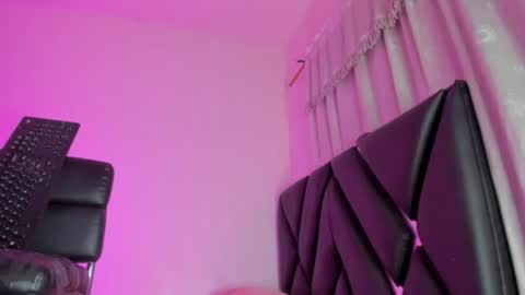 Snapshot of real_sweetbrina chatting on July 16, 12:00 pm real_sweetbrina online show from July 16, 12:00 pm