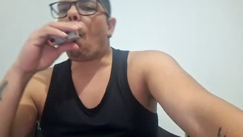Snapshot of realjoel chatting on July 29, 2:53 am Joel online show from July 29, 2:53 am
