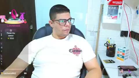 Snapshot of realjoel chatting on July 30, 12:26 pm Joel online show from July 30, 12:26 pm