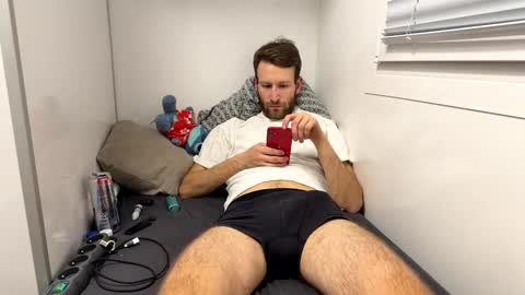 Snapshot of realpaddy chatting on February 12, 9:43 pm realpaddy online show from February 12, 9:43 pm