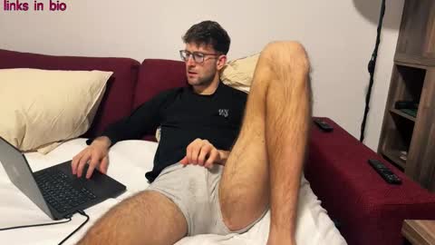 Snapshot of realpaddy chatting on March 21, 7:06 pm realpaddy online show from March 21, 7:06 pm