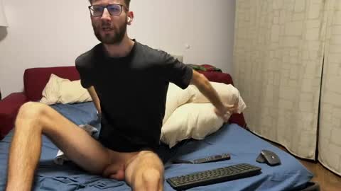 Snapshot of realpaddy chatting on April 23, 10:23 pm realpaddy online show from April 23, 10:23 pm