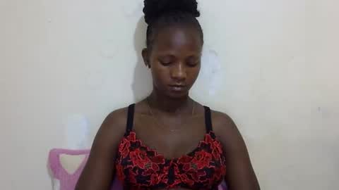 queen online show from March 9, 8:42 pm