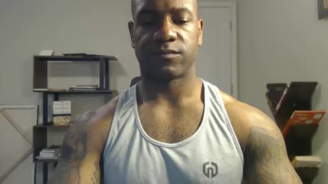 Snapshot of realreyblack chatting on October 11, 2:59 pm Rey online show from October 11, 2:59 pm