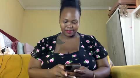 REAL1SWEETHEART online show from December 7, 8:11 am