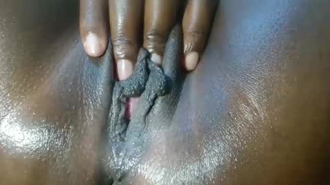 Realwetpussy online show from January 10, 7:26 pm