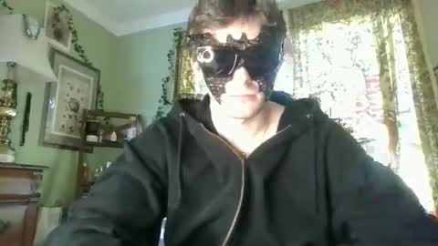 Snapshot of realzademeadows chatting on April 20, 3:59 pm realzademeadows online show from April 20, 3:59 pm
