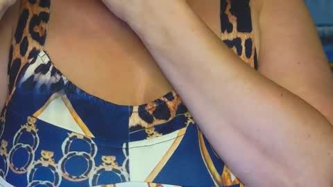 Im a little sick. Ill be back soon. online show from September 27, 3:28 pm