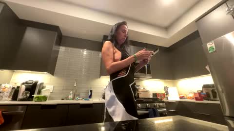 Snapshot of rebajo420 chatting on November 23, 1:38 am rebajo420 online show from November 23, 1:38 am