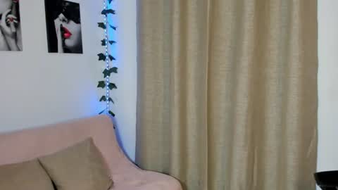 Rebeca Marchetti online show from July 24, 9:24 pm