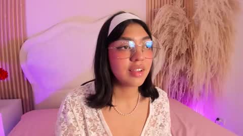 rebeca_taylor_ online show from February 20, 6:26 am