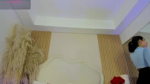 rebeca_taylor_ online show from April 29, 3:21 am