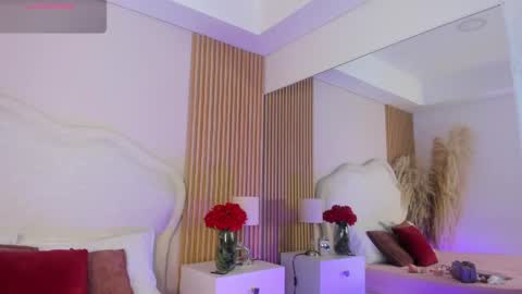 rebeca_taylor_ online show from May 5, 3:14 am
