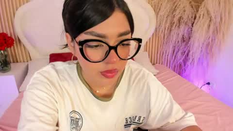 rebeca_taylor_ online show from June 13, 3:54 pm