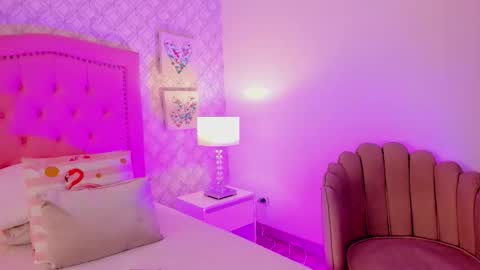 Rebeca Whatsson online show from February 22, 12:04 pm