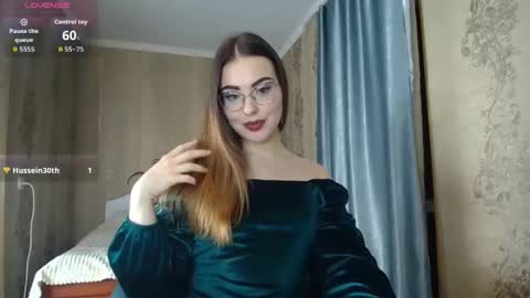 Snapshot of rebecca_ccaa chatting on February 22, 6:28 pm Rebecca online show from February 22, 6:28 pm