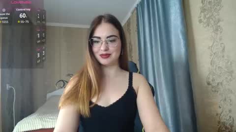 Snapshot of rebecca_ccaa chatting on March 24, 11:37 am Rebecca online show from March 24, 11:37 am