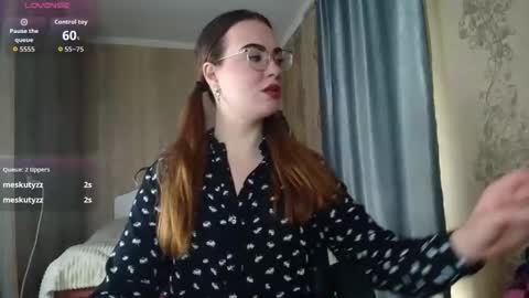 Snapshot of rebecca_ccaa chatting on March 30, 7:09 am Rebecca online show from March 30, 7:09 am