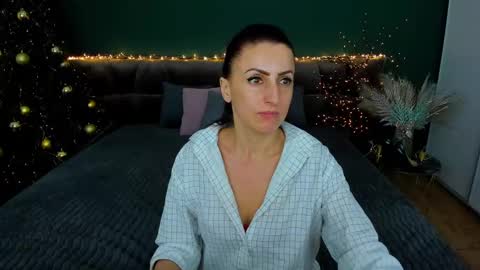 rebecca_diamonds online show from January 8, 3:07 pm