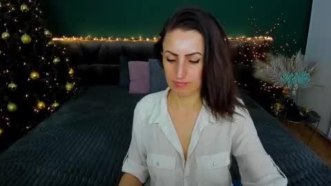 rebecca_diamonds online show from January 13, 9:52 am