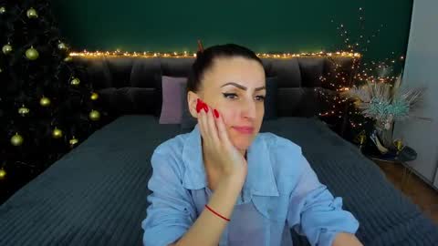 rebecca_diamonds online show from January 15, 7:05 am