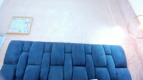 Snapshot of rebecca_mitchell chatting on January 21, 5:41 pm Rebecca online show from January 21, 5:41 pm