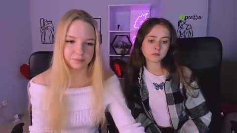 rebecca_smile_ online show from September 30, 12:21 pm