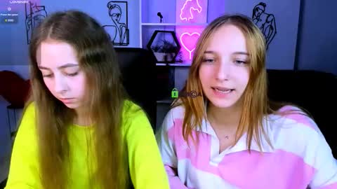 rebecca_smile_ online show from October 7, 5:37 am