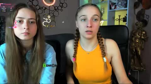 rebecca_smile_ online show from October 17, 12:30 pm