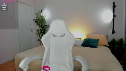 Rebecca online show from July 24, 1:14 am