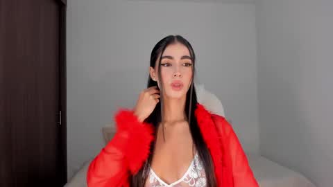 Snapshot of rebeccabaxter chatting on February 15, 1:10 am Rebecca online show from February 15, 1:10 am