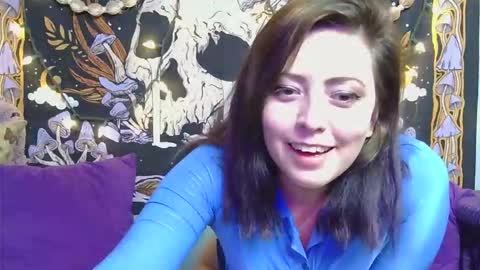 Snapshot of rebeccastilles69 chatting on March 19, 2:15 am rebeccastilles69 online show from March 19, 2:15 am