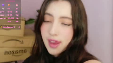 Snapshot of rebeccawhite_meow chatting on April 15, 10:10 pm rebeccawhite_meow online show from April 15, 10:10 pm