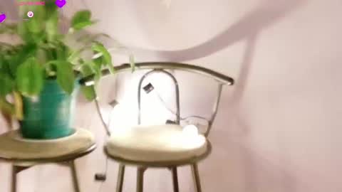Snapshot of rebeccawhite_meow chatting on June 11, 2:53 am rebeccawhite_meow online show from June 11, 2:53 am