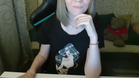 RebesaOlset online show from September 30, 3:39 pm