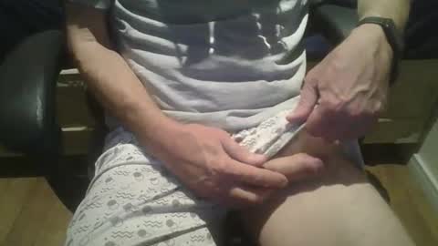 Rene online show from December 15, 9:52 pm