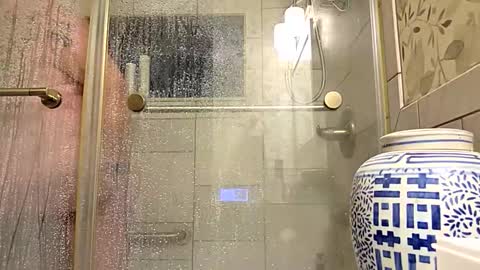 Snapshot of red24devils chatting on March 17, 11:35 am red24devils online show from March 17, 11:35 am