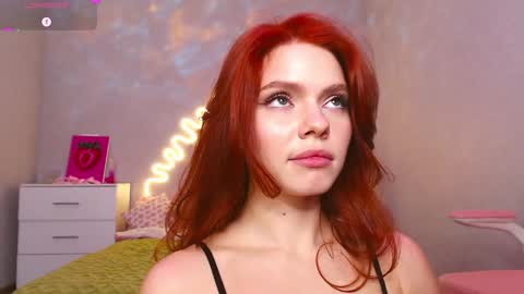 red__candy online show from December 15, 3:42 pm