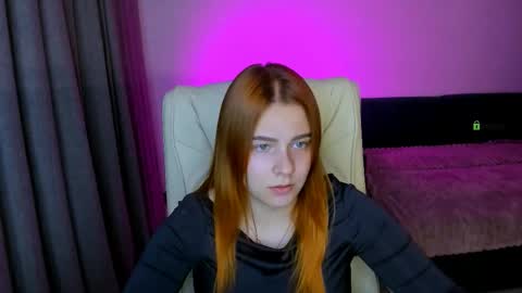 Snapshot of red__dizzy chatting on September 22, 7:38 pm red__dizzy online show from September 22, 7:38 pm