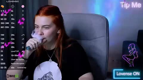 red__dizzy online show from June 10, 1:54 pm