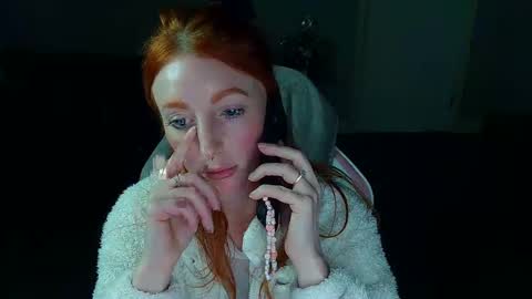 Red -  online show from February 11, 3:08 pm